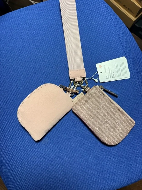 Lululemon Dual Pouch Wristlet limited edition Glitter Pink Champagne Mink Berry - Picture 4 of 7